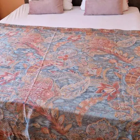 Aпартамент Южен Плаж Равда Apartament