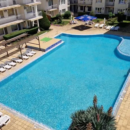 Apartament Aпартамент Южен Плаж Равда